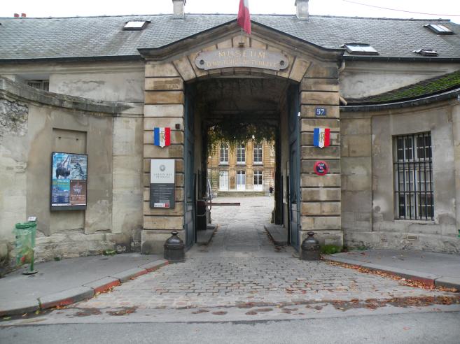  entrée rue Cuvier du Museum d'Histoire Naturelle